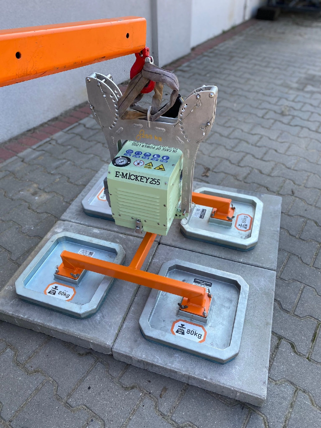 Chwytaki próżniowe MICKEY 155, MICKEY 255 i E-MICKEY 255