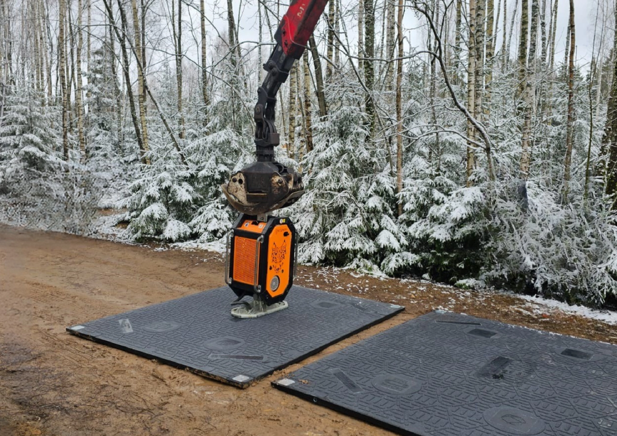 WOLF4000, E-WOLF 4000, WOLF HYDRAULIC 4000 Chwytak próżniowy do elementów o masie do 4 ton