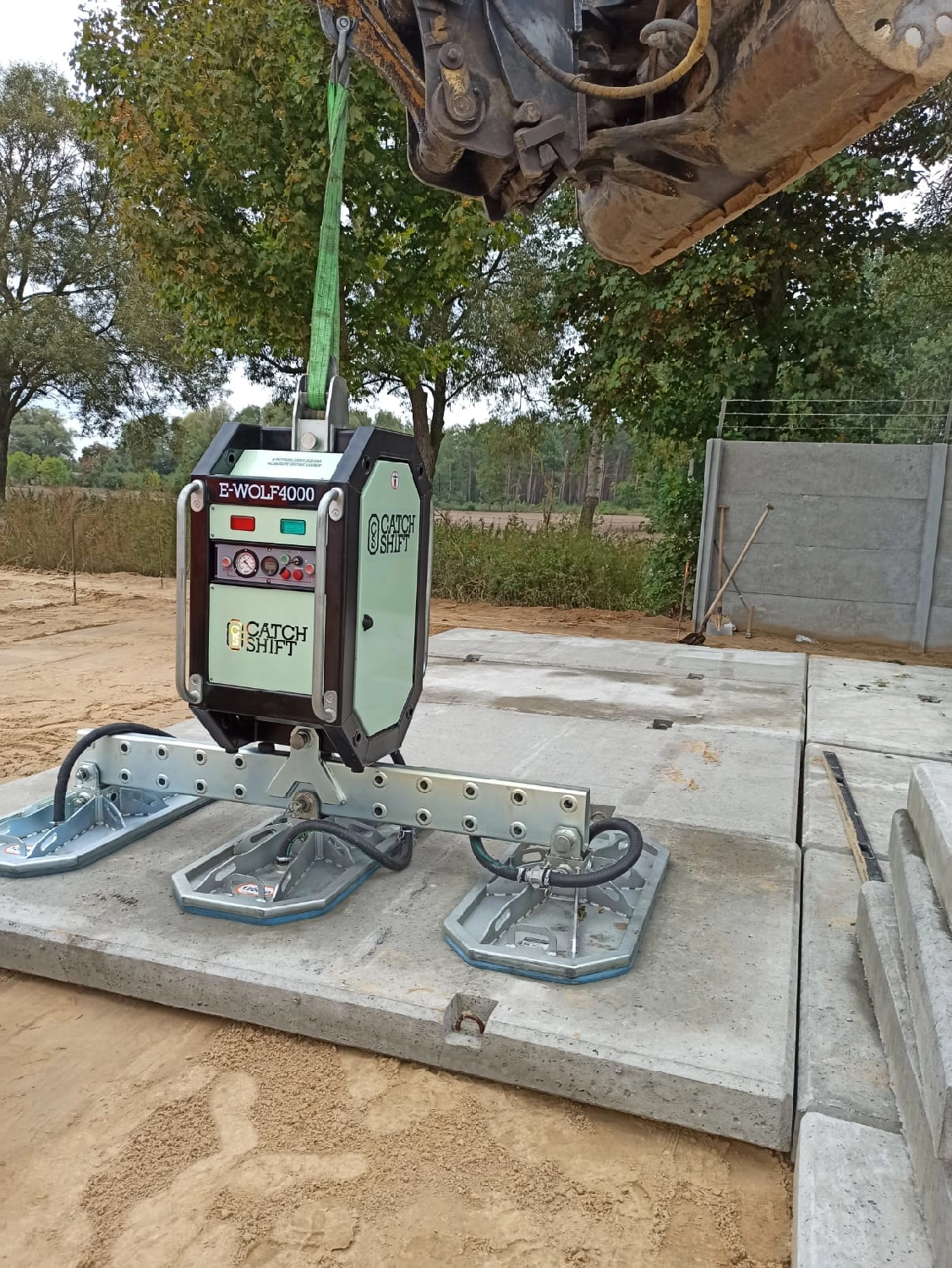 WOLF4000, E-WOLF 4000, WOLF HYDRAULIC 4000 Chwytak próżniowy do elementów o masie do 4 ton