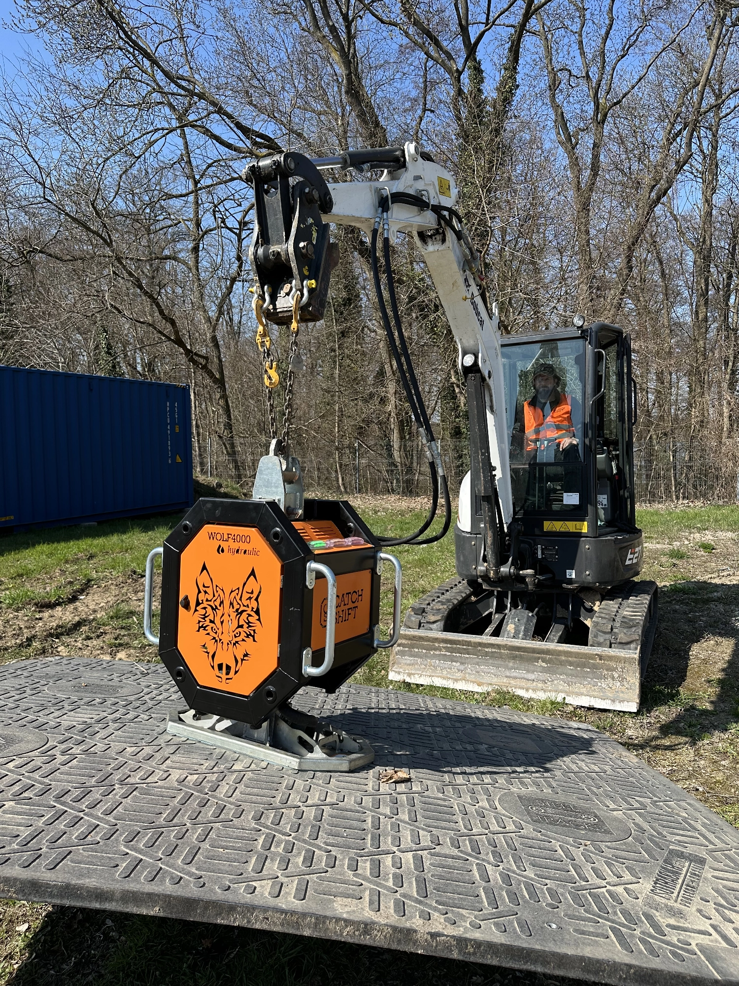 WOLF4000, E-WOLF 4000, WOLF HYDRAULIC 4000 Chwytak próżniowy do elementów o masie do 4 ton